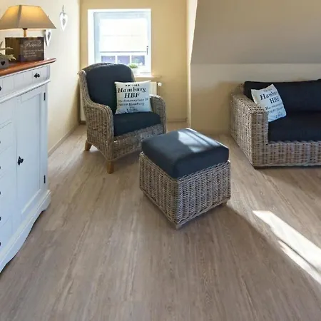 In Blandorf-wichte Mit Grossem Balkon Hage